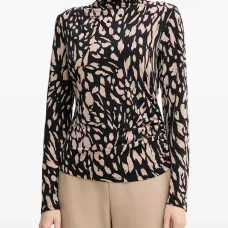 Блузка с принтом и сборками