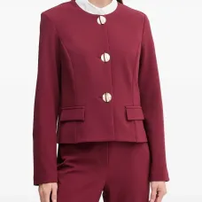 Пиджак с карманами с клапанами на пуговицах Пиджак с карманами с клапанами на пуговицах