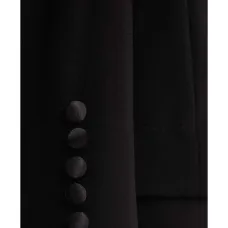 Пиджак на пуговицах Пиджак на пуговицах