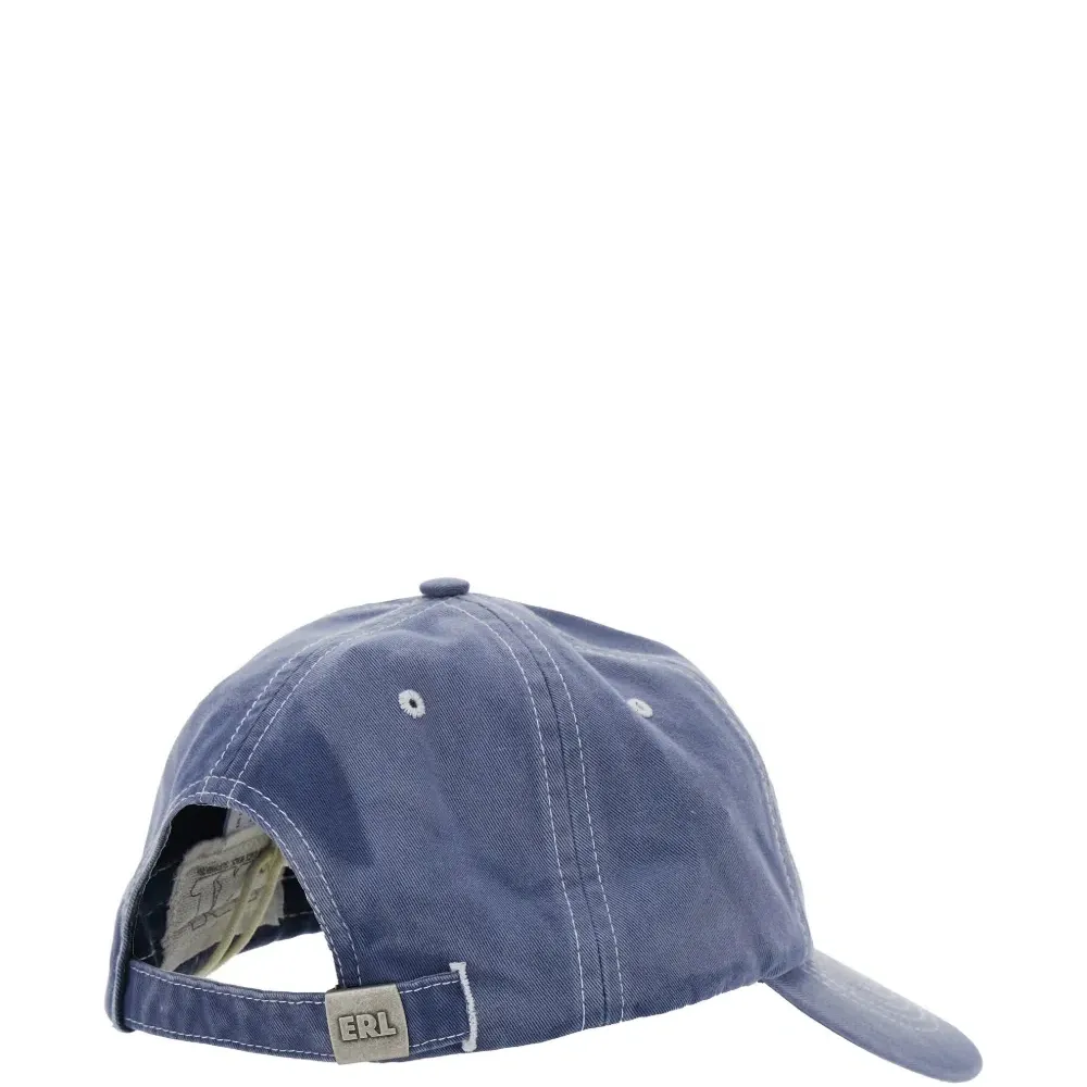 Бейсболка с вышитым логотипом