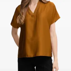 Блуза с V-образным вырезом