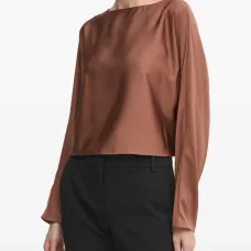 Блузка с длинными рукавами