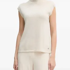 Украшенный топ с высоким воротом