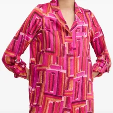 Топ с геометрическим принтом Топ с геометрическим принтом