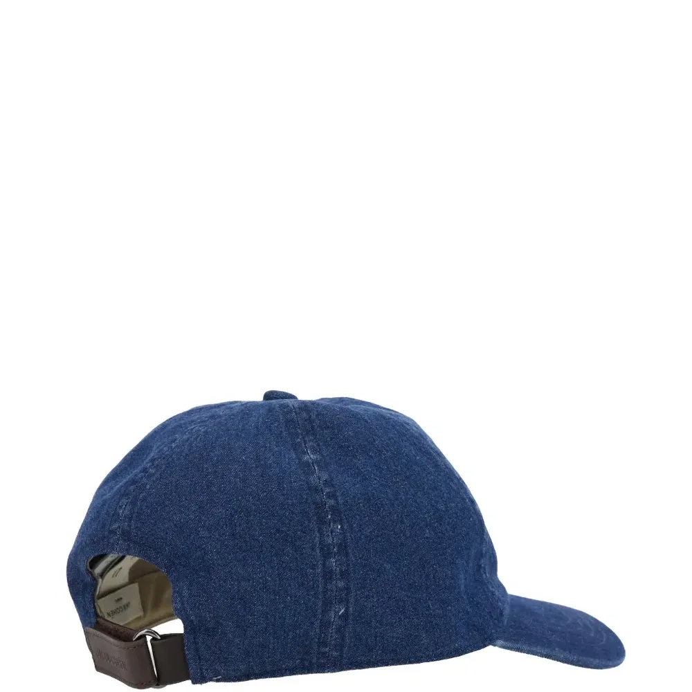 Бейсболка с вышитым логотипом