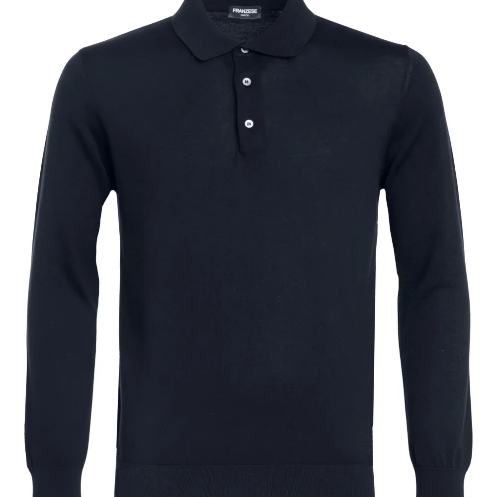 Трикотажное поло на трех пуговицах