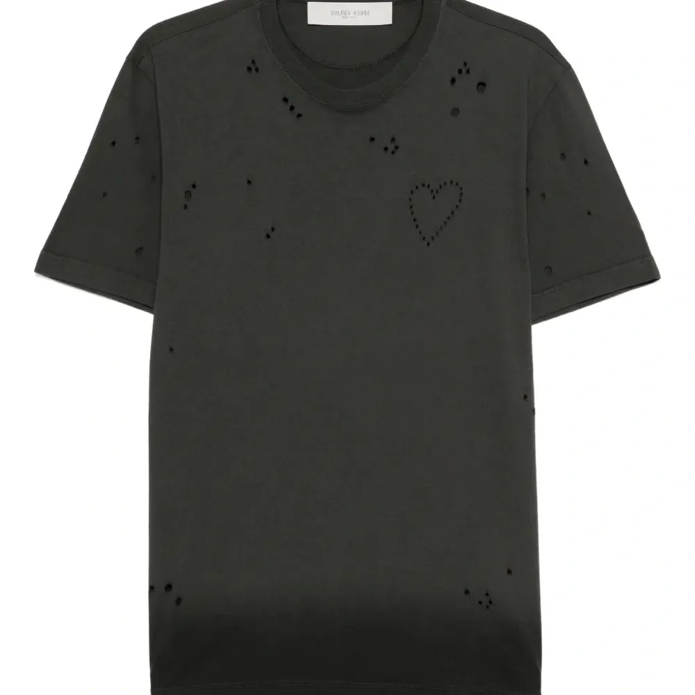 Футболка Journey с потертостями и сердцем