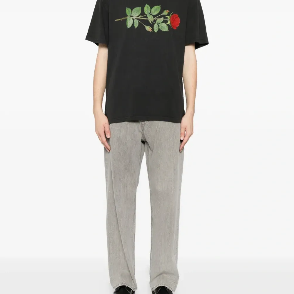 Футболка с принтом роз