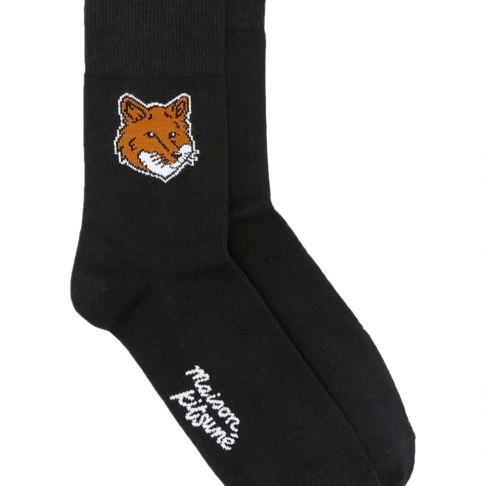 Носки с украшением в виде лисы