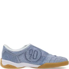 Стеганые кроссовки с логотипом Стеганые кроссовки с логотипом