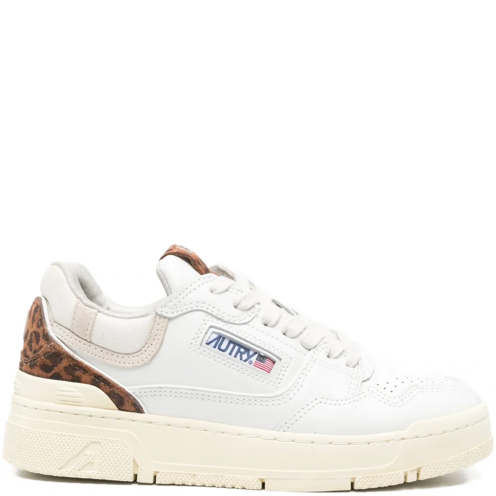 Кроссовки с леопардовым принтом