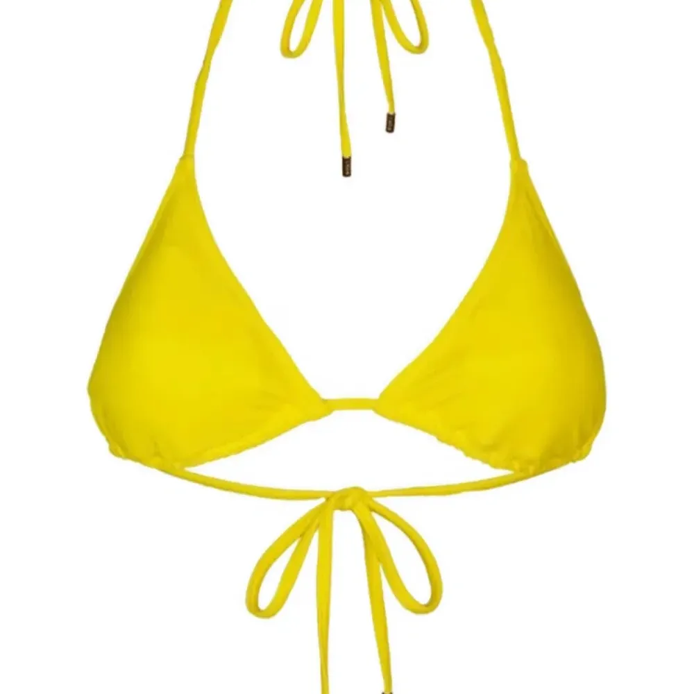 Бикини-топ на завязках треугольной формы