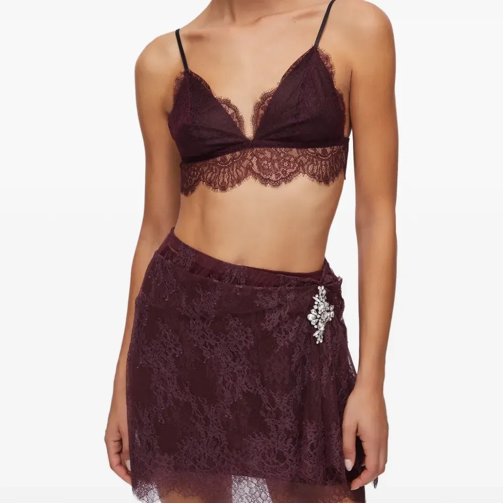 Бюстгальтер-бра из кружева