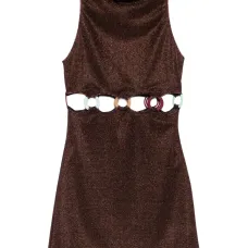 Платье с вырезами и высоким воротником Платье с вырезами и высоким воротником