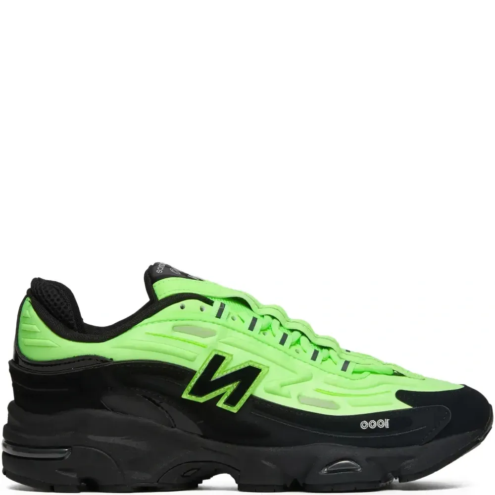 Кроссовки 1000