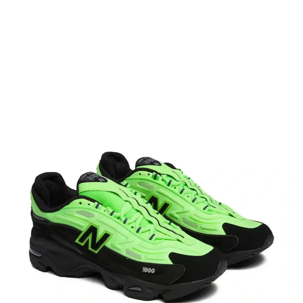 Кроссовки 1000