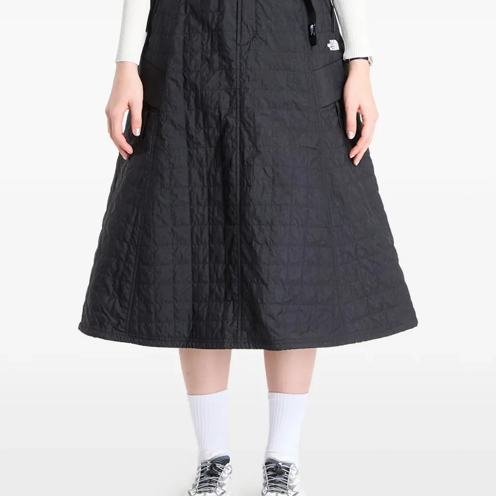 Стеганая объемная миди-юбка