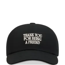 Бейсболка с вышитым логотипом и пряжкой Бейсболка с вышитым логотипом и пряжкой