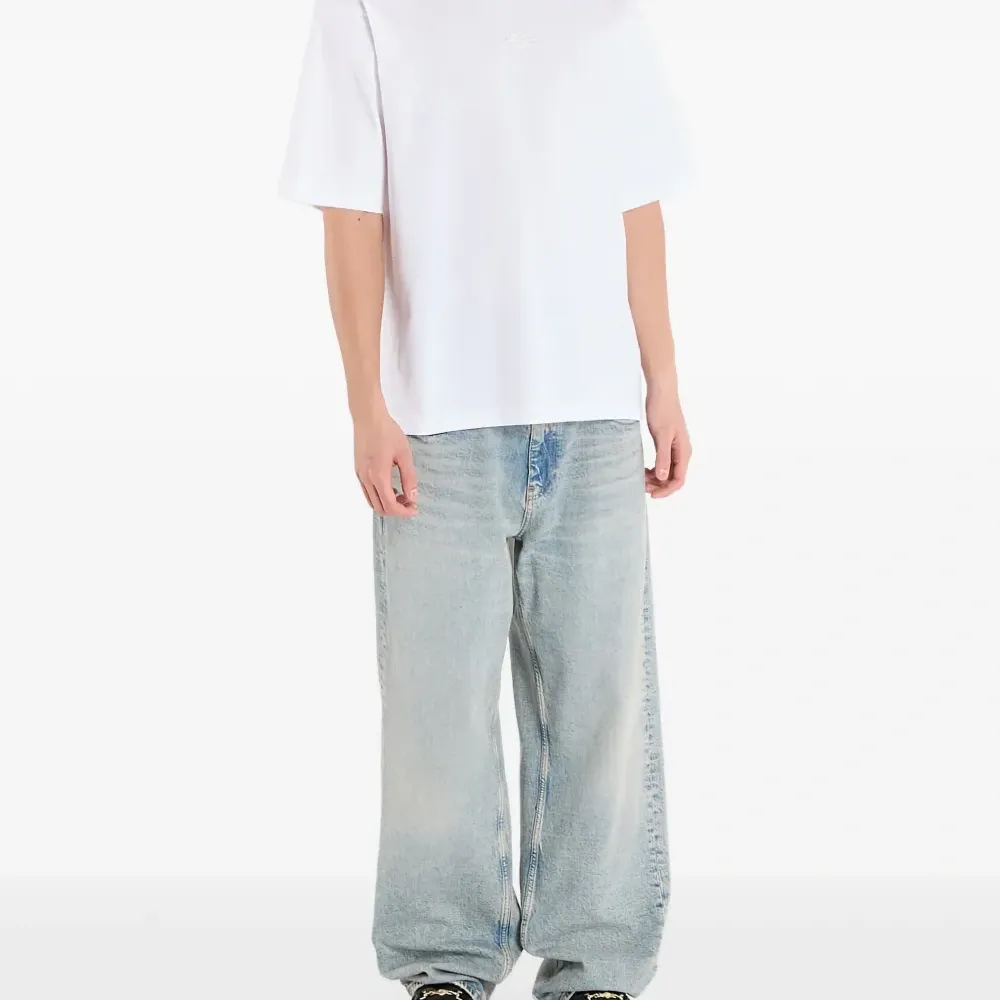 Футболка свободного кроя с вышивкой