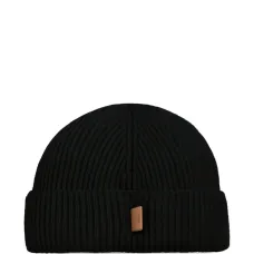 Шапка бини с нашивкой Шапка бини с нашивкой