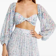 Топ с принтом и пышными рукавами