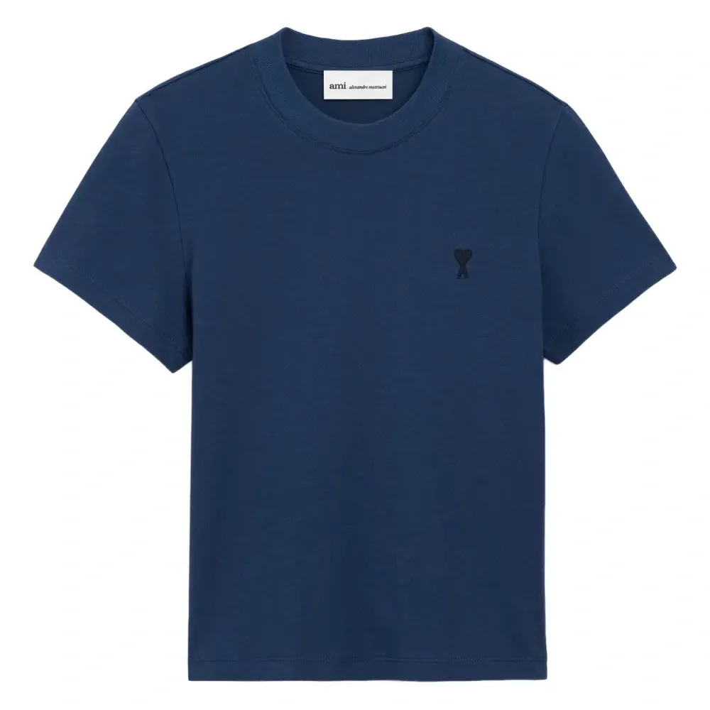 Футболка с вышивкой Ami de Coeur