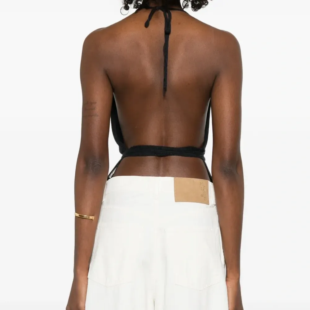 Топ с вырезом халтер