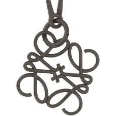 Брелок с подвеской-логотипом