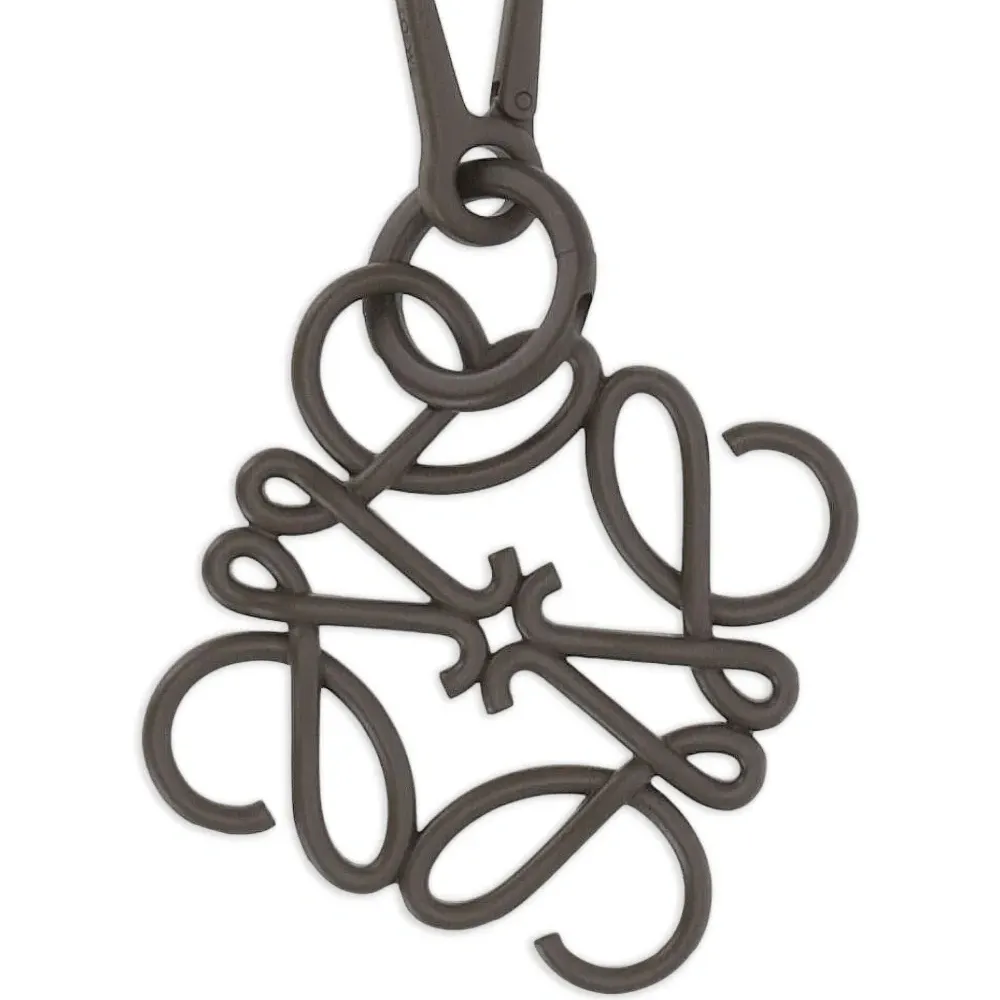 Брелок с подвеской-логотипом