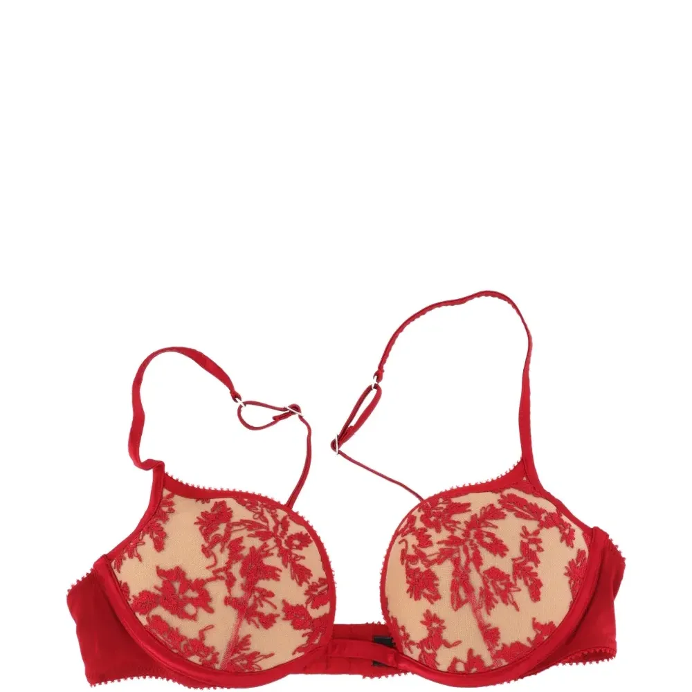 Бюстгальтер из кружев с цветочным узором