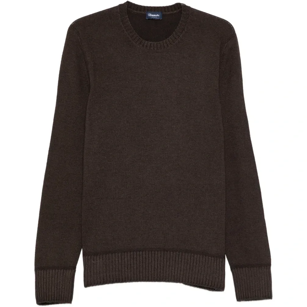 Свитер с круглым вырезом