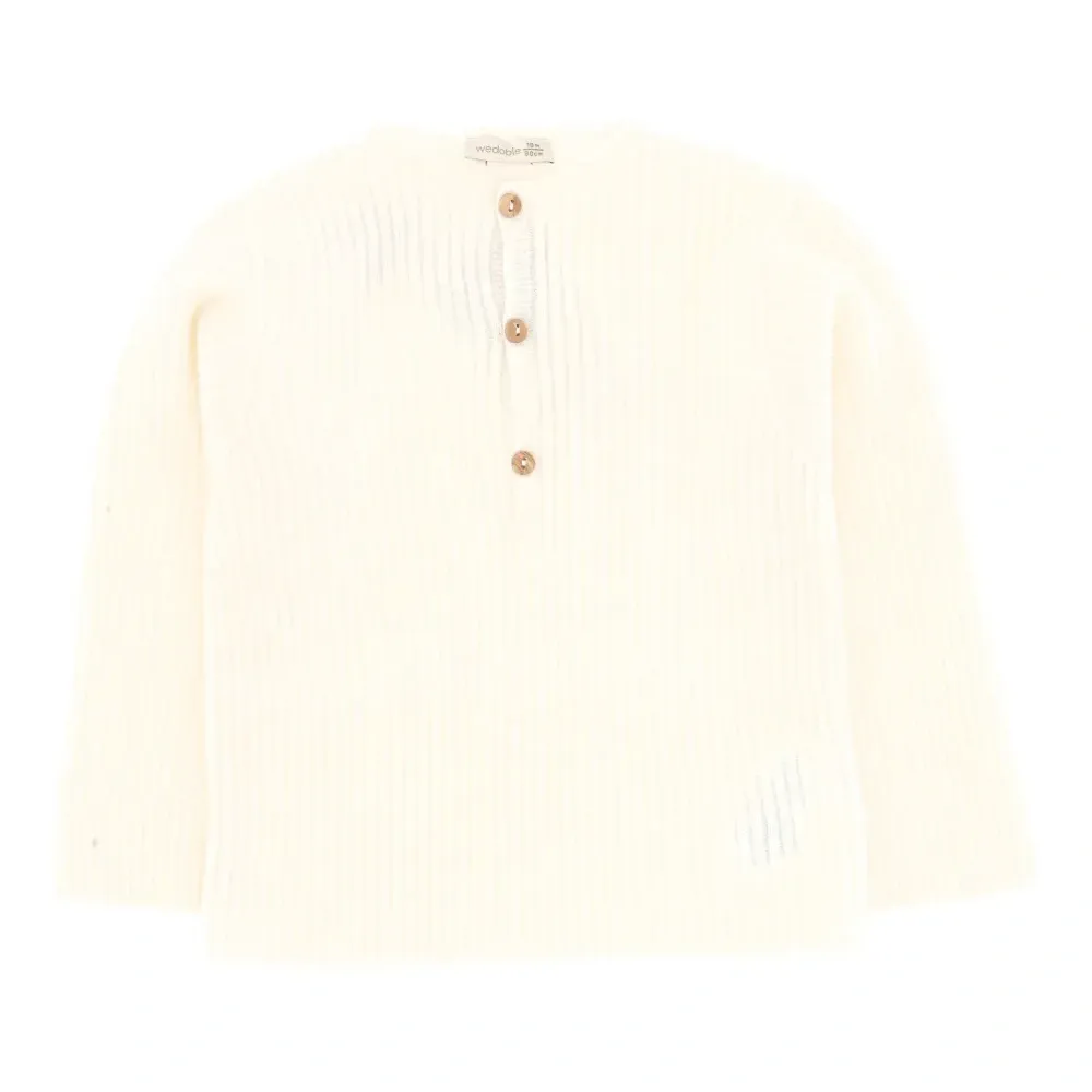 Кнопочный вязаный свитер