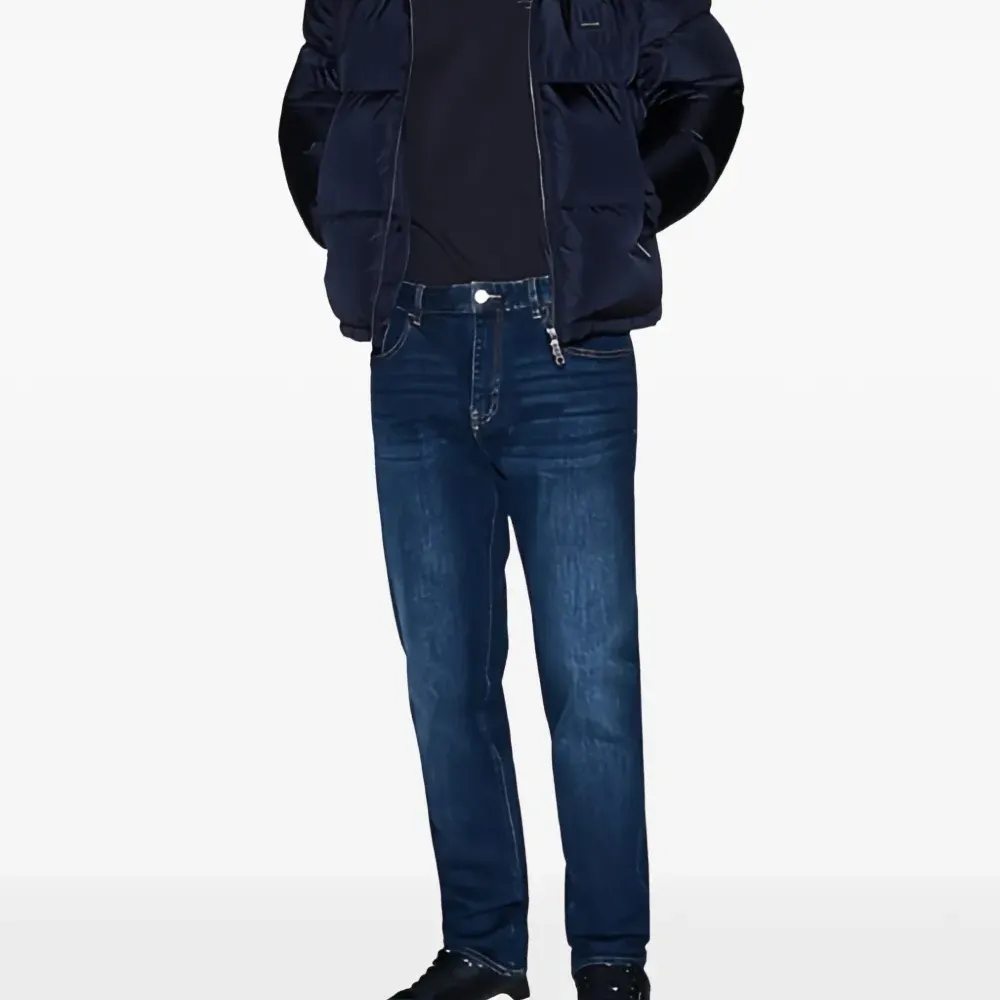 Футболка с логотипом