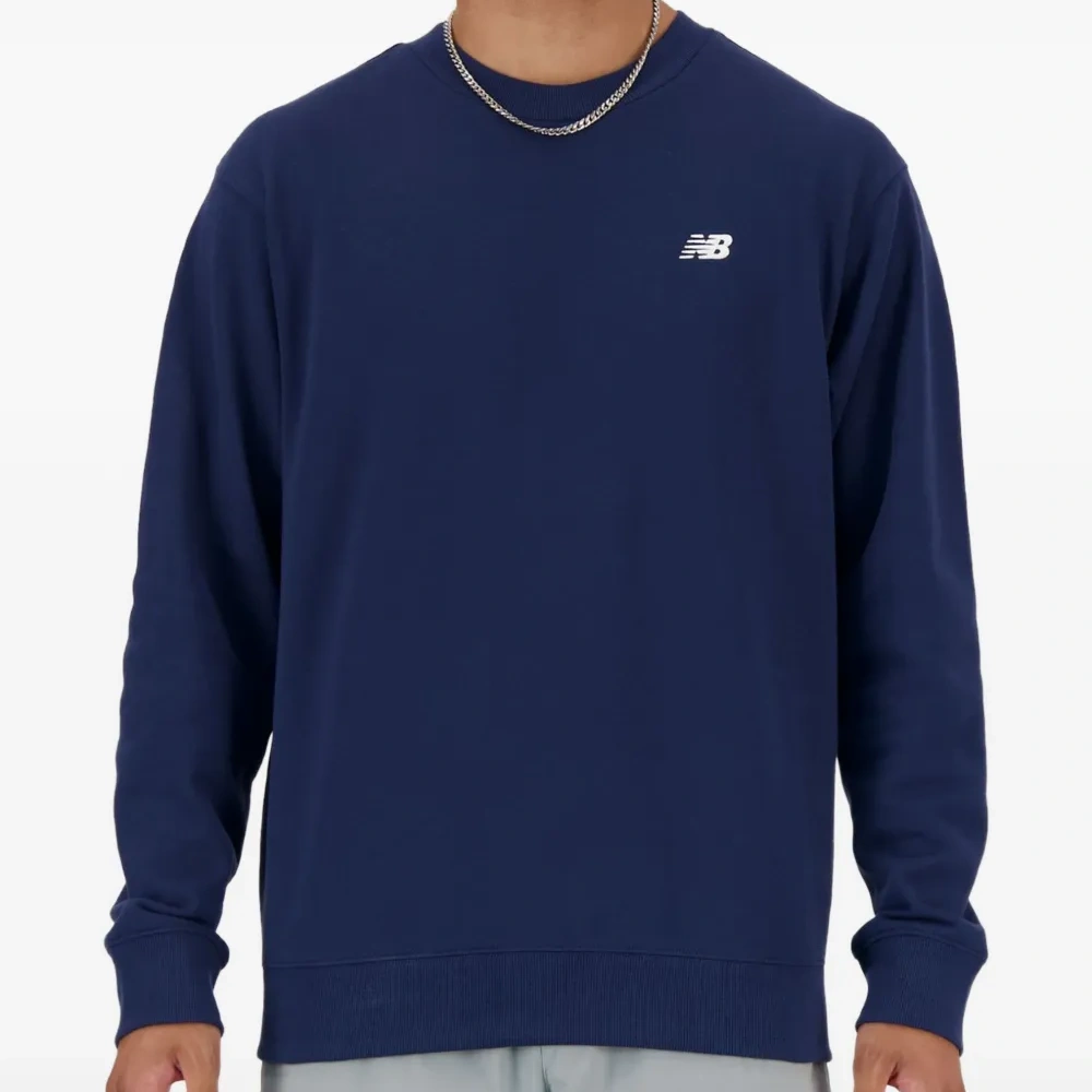 Спортивный свитшот с круглым вырезом