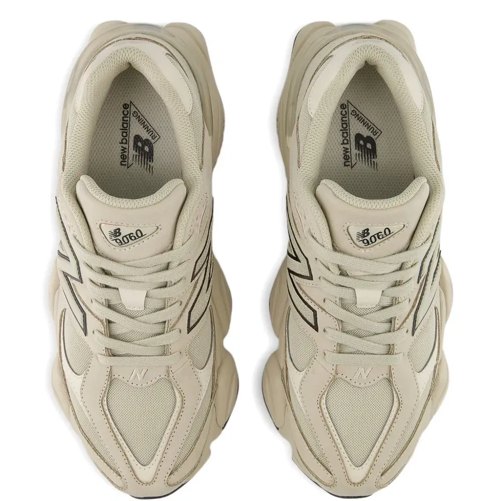 Кроссовки 9060 с нашивкой-логотипом