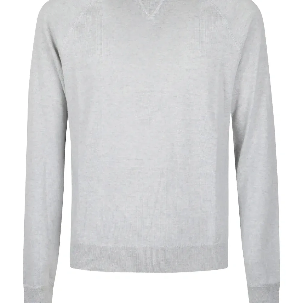 Свитер с круглым вырезом и рукавами реглан