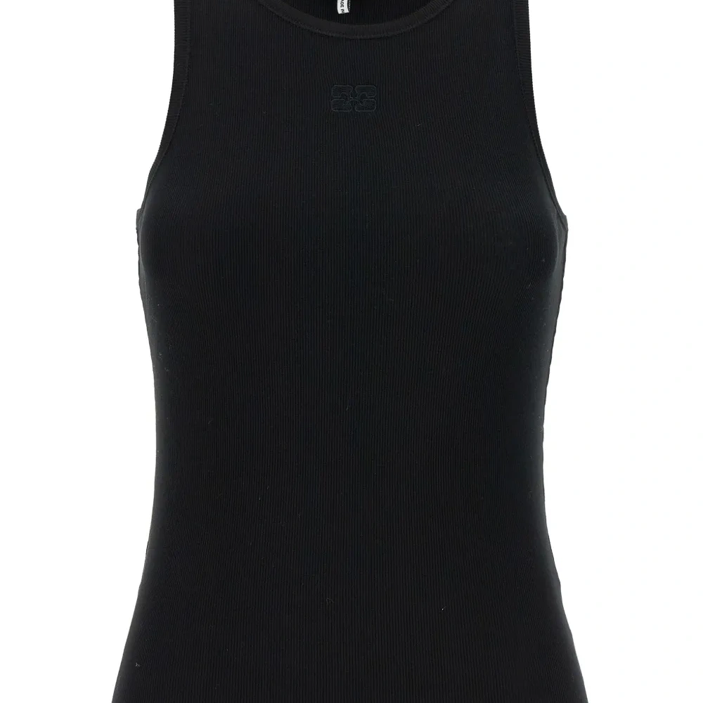 Топ с вышитым логотипом Топ с вышитым логотипом