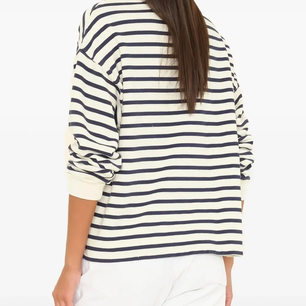 Полосатый свитшот Honor