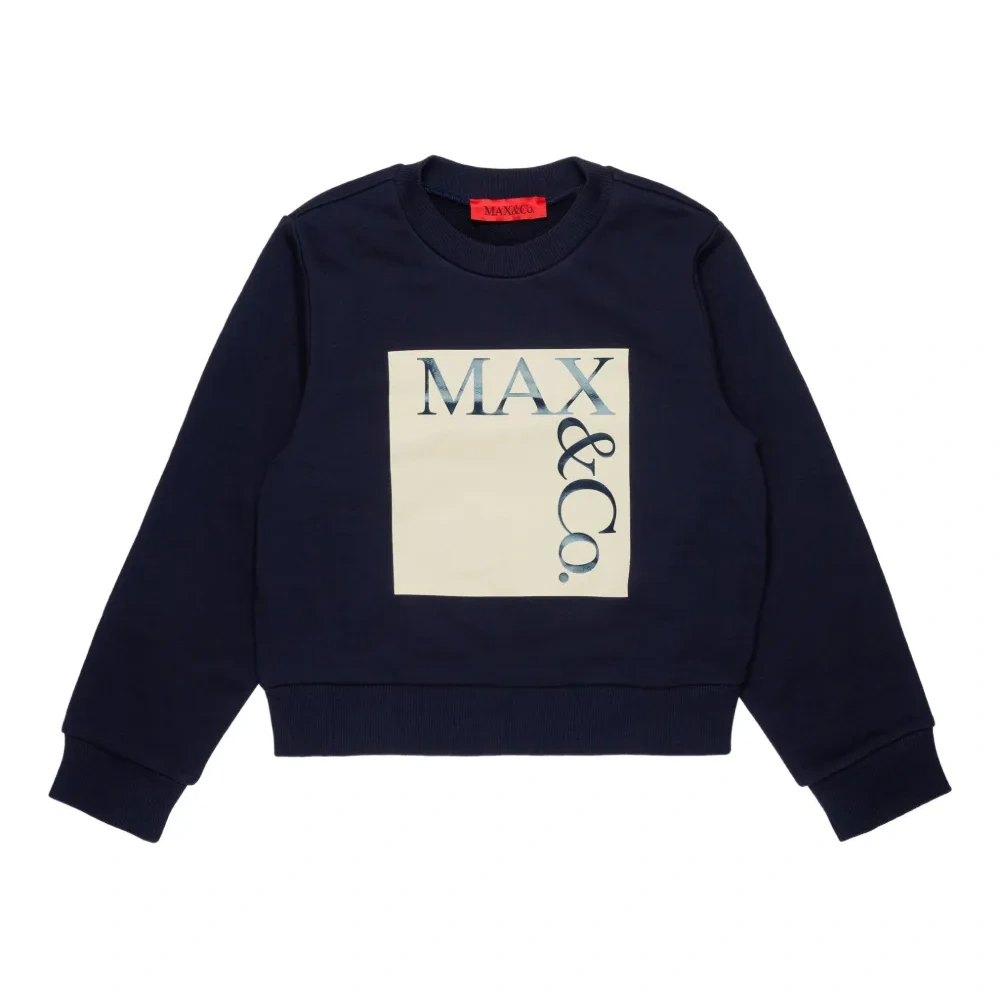 Свитшот с логотипом и круглым вырезом