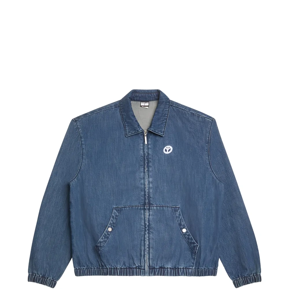 Куртка с логотипом на молнии