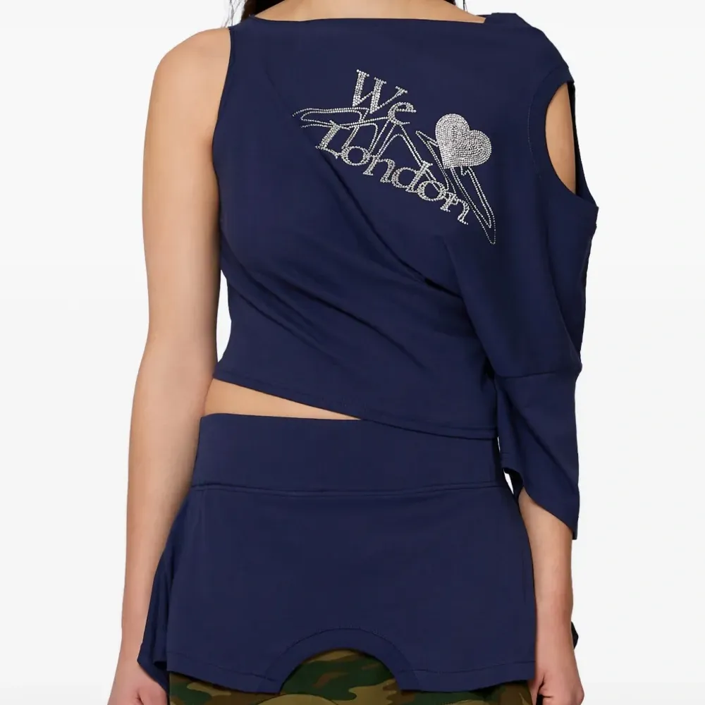 Топ с вышивкой