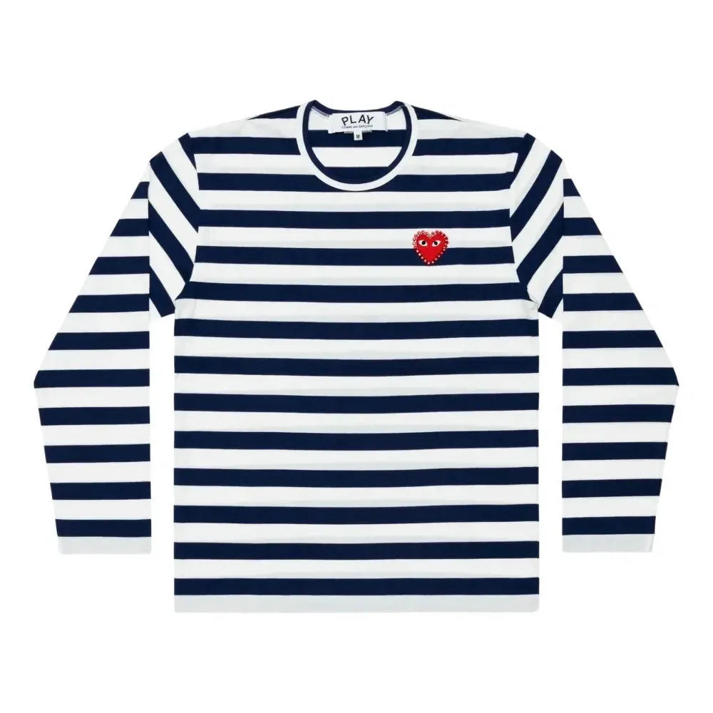 Полосатая футболка