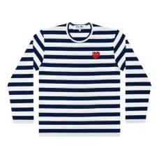 Полосатая футболка