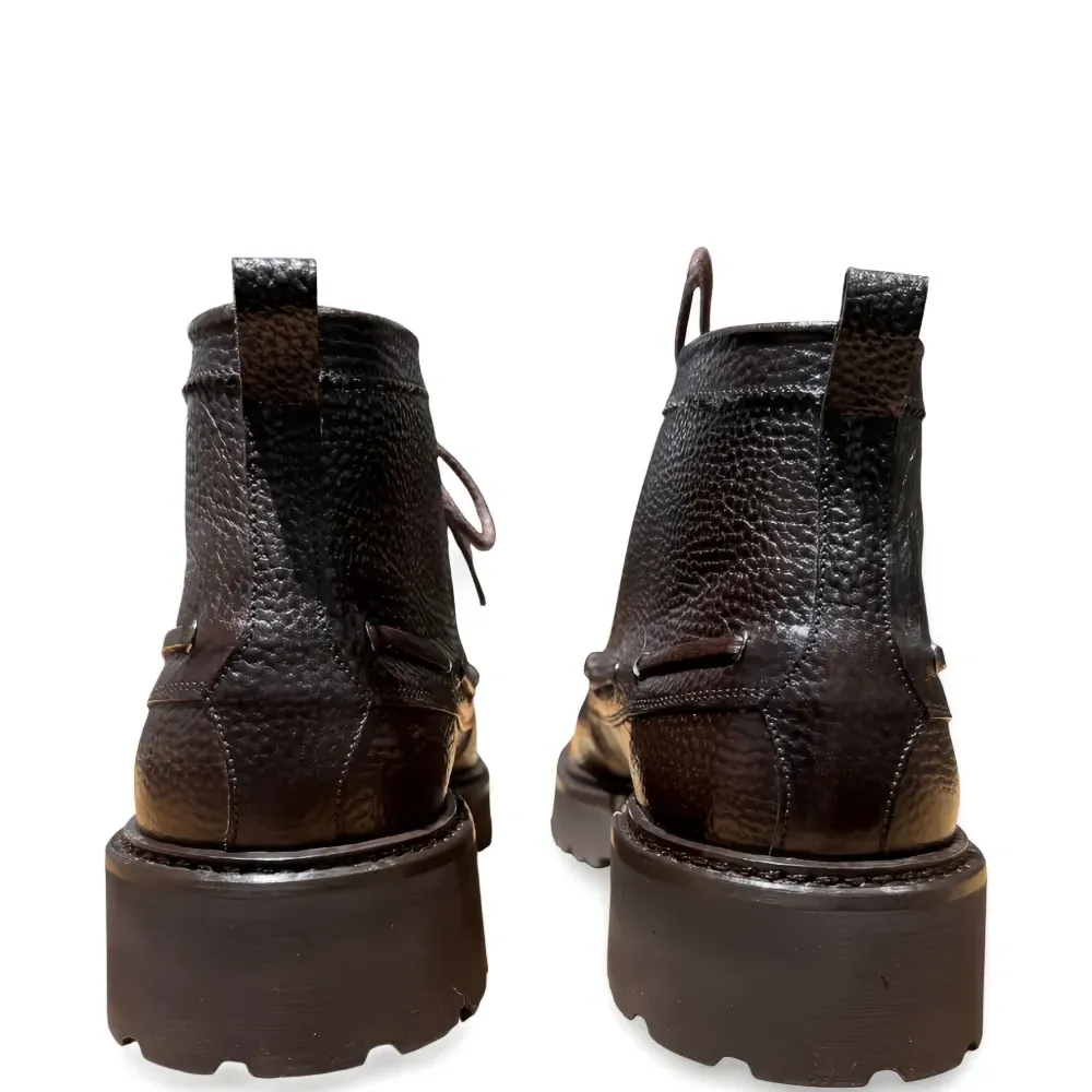 Ботинки на шнуровке с массивной подошвой