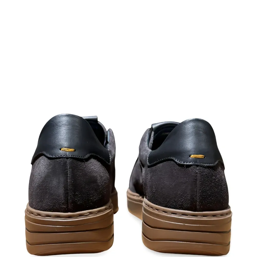 Кроссовки на шнуровке с кожаной отделкой