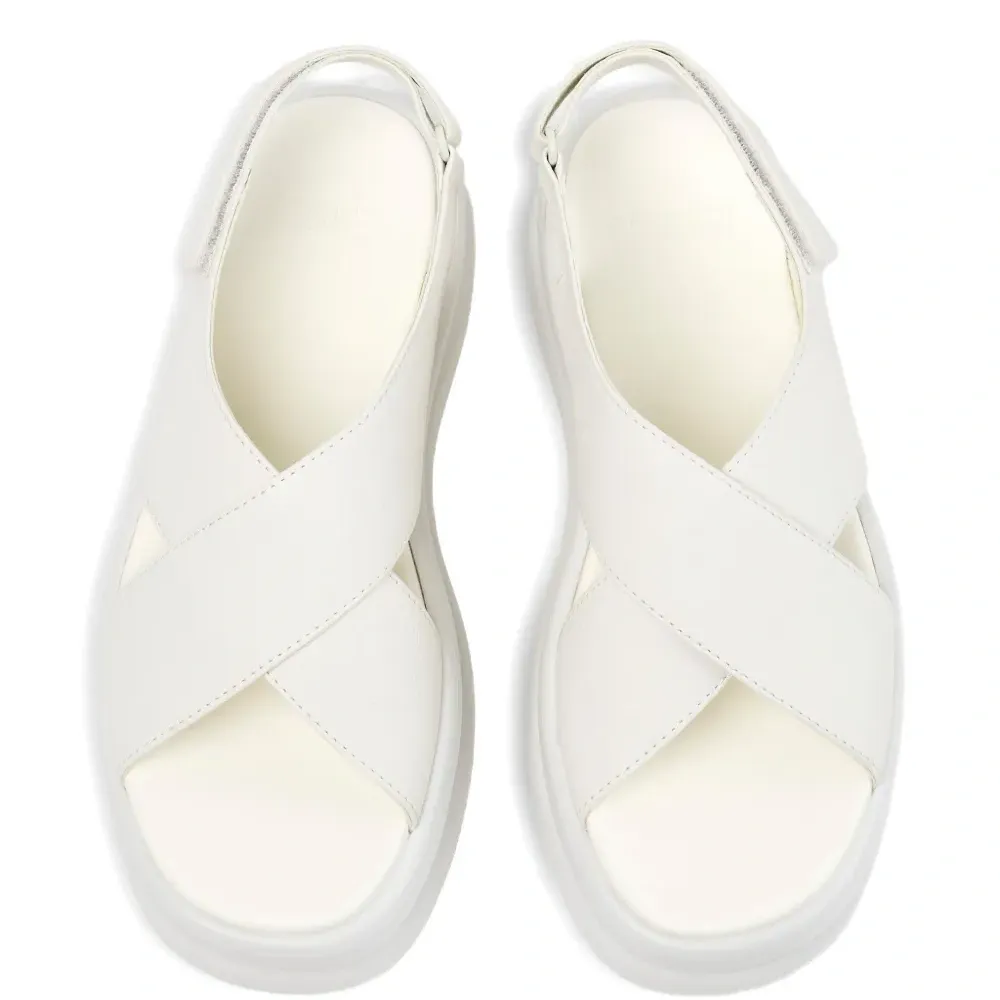 Босоножки Pelotas Flota с перекрестными ремешками