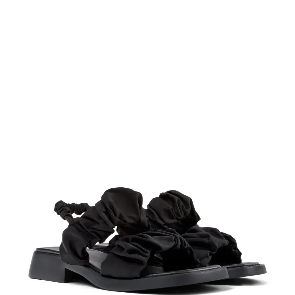 Босоножки Dana со сборками