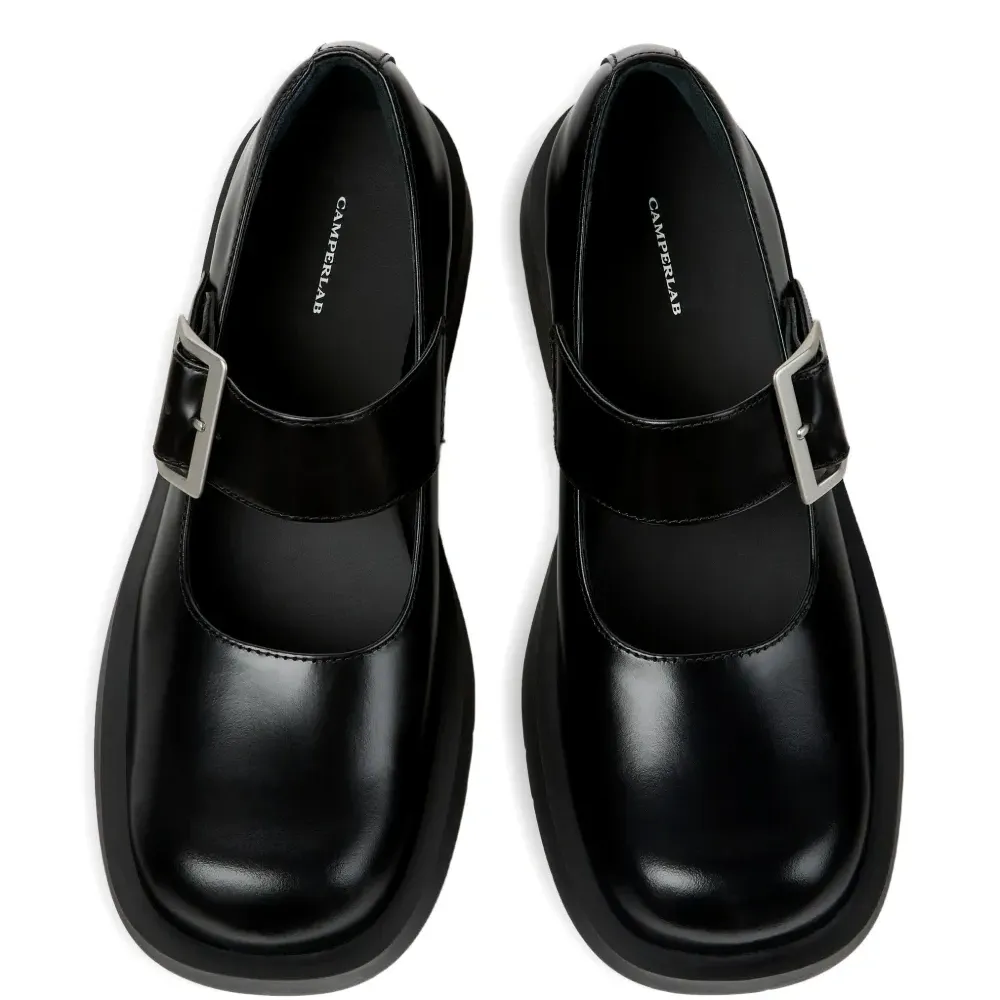 Лоферы с пряжкой