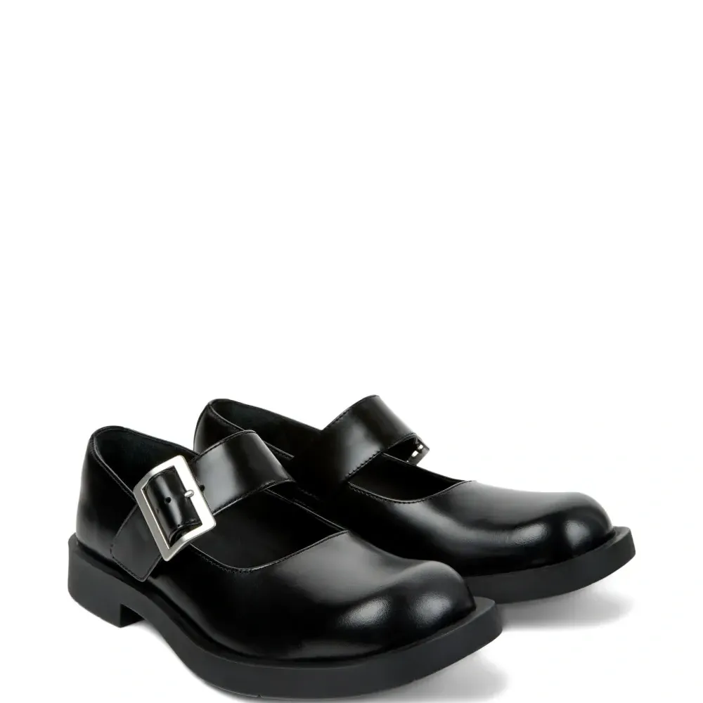 Лоферы с пряжкой