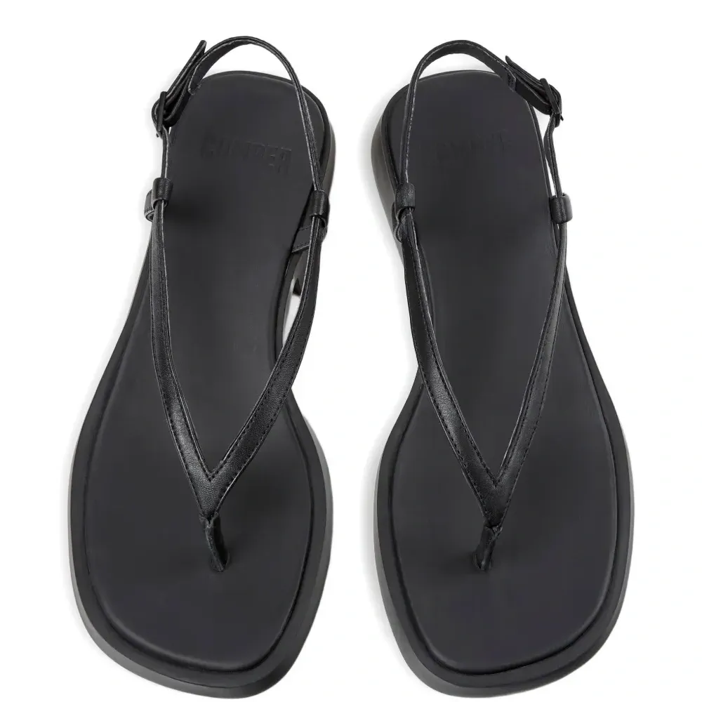 Сандалии Dana с пряжками Сандалии Dana с пряжками